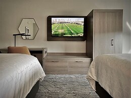 Holiday Inn Express Hotel & Suites New Tampa I-75 by IHG