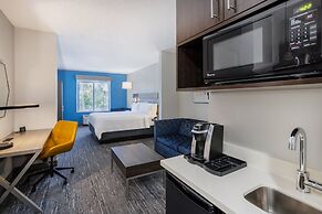 Holiday Inn Express Hotel & Suites New Tampa I-75 by IHG