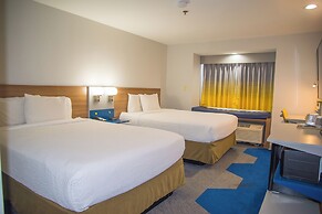 Microtel Inn & Suites by Wyndham Daphne/Mobile