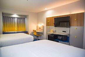 Microtel Inn & Suites by Wyndham Daphne/Mobile