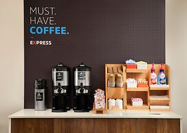 Holiday Inn Express & Suites New Orleans Airport South by IHG