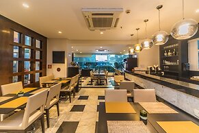 Paraiso Suites by Charlie