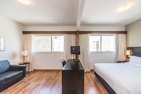 Paraiso Suites by Charlie