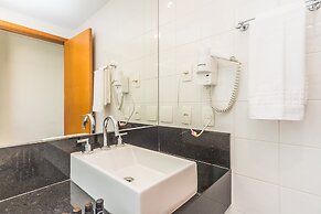 Paraiso Suites by Charlie