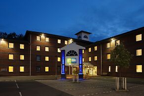 Holiday Inn Express Droitwich Spa by IHG