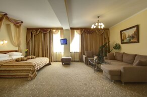 Izmailovo Alfa Hotel