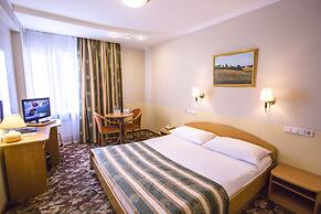 Izmailovo Alfa Hotel