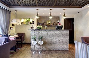 Izmailovo Alfa Hotel