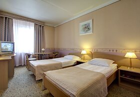 Izmailovo Alfa Hotel