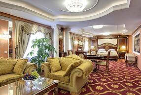 Izmailovo Alfa Hotel