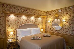 Izmailovo Alfa Hotel