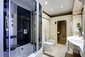 Izmailovo Alfa Hotel