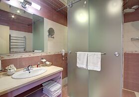 Izmailovo Alfa Hotel