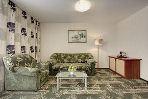 Izmailovo Alfa Hotel