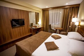 Izmailovo Alfa Hotel