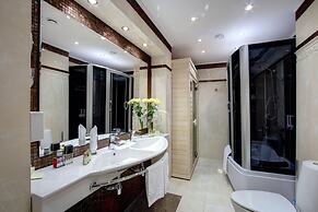 Izmailovo Alfa Hotel