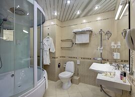 Izmailovo Alfa Hotel