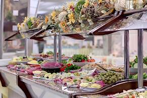 Izmailovo Alfa Hotel