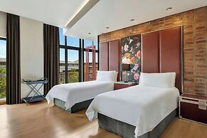 African Pride Melrose Arch Hotel, Autograph Collection