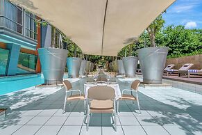 African Pride Melrose Arch Hotel, Autograph Collection