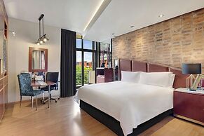 African Pride Melrose Arch Hotel, Autograph Collection