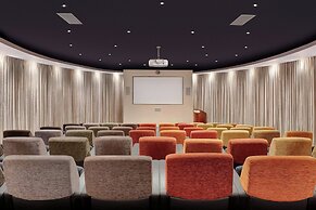 African Pride Melrose Arch Hotel, Autograph Collection