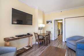 Litchfield Beach & Golf Resort