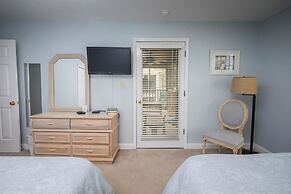 Litchfield Beach & Golf Resort