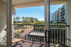 Litchfield Beach & Golf Resort