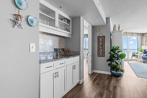 Litchfield Beach & Golf Resort