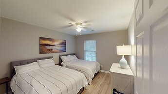 Litchfield Beach & Golf Resort