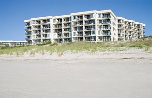 Litchfield Beach & Golf Resort