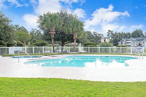 Litchfield Beach & Golf Resort