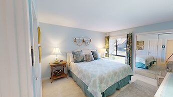 Litchfield Beach & Golf Resort