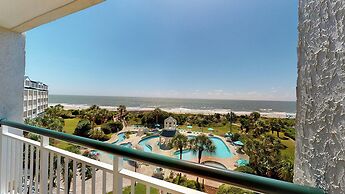 Litchfield Beach & Golf Resort