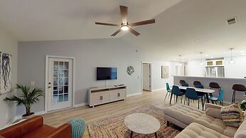 Litchfield Beach & Golf Resort