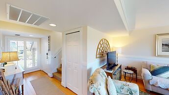 Litchfield Beach & Golf Resort