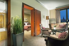 Jalta Boutique Hotel