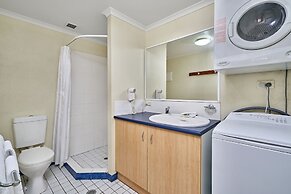 Trinity Beach Club Holiday Apartments