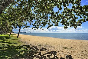 Trinity Beach Club Holiday Apartments