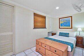 Trinity Beach Club Holiday Apartments