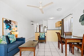 Trinity Beach Club Holiday Apartments