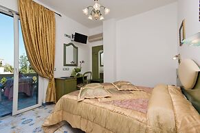Hotel Giardino delle Ninfe e La Fenice