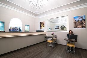 Green Class Hotel Astoria