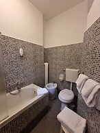 Green Class Hotel Astoria