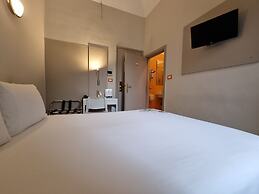 Green Class Hotel Astoria