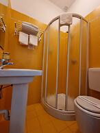 Green Class Hotel Astoria