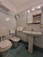 Green Class Hotel Astoria