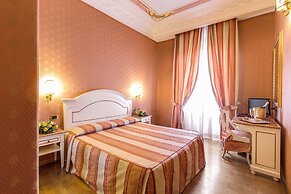 Hotel La Lumiere di Piazza di Spagna