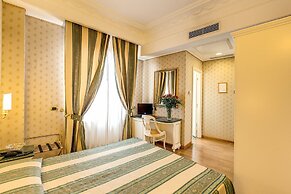 Hotel La Lumiere di Piazza di Spagna